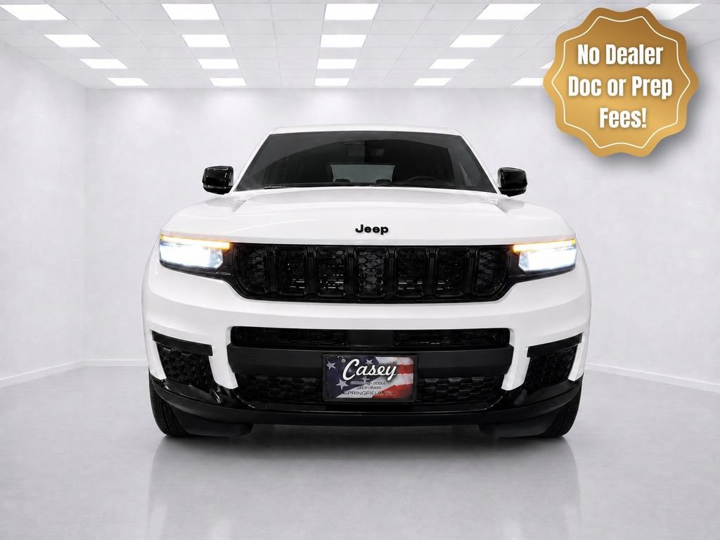 Used 2023 Jeep Grand Cherokee L Laredo AWD/4WD image 2