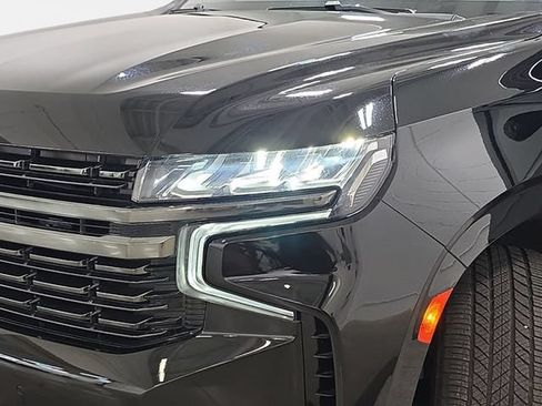 Used 2022 Chevrolet Suburban RST w/ Luxury Package AWD/4WD image 31