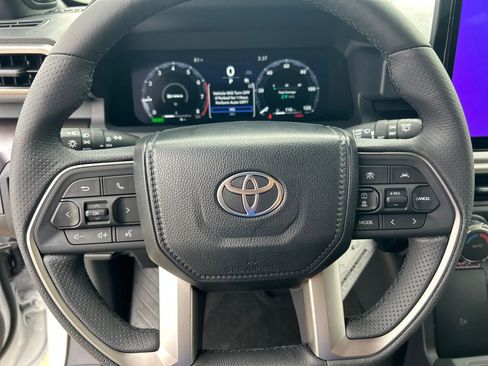 New 2026 Toyota 4Runner TRD Off-Road Premium AWD/4WD image 25