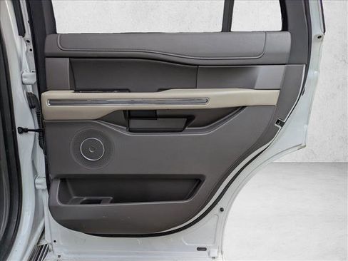 Used 2021 Ford Expedition XLT image 20