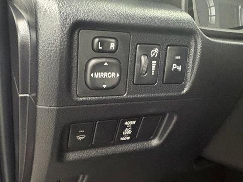 Used 2016 Toyota 4Runner Limited AWD/4WD image 15