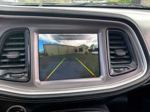 Certified 2022 Dodge Challenger R/T w/ Plus Package image 15