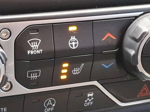 Certified 2021 Jeep Wrangler Unlimited Rubicon w/ Cold Weather Group image 28