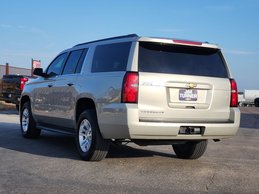 Used 2015 Chevrolet Suburban LS w/ Driver Alert Package RWD image 5