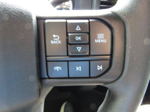 Used 2025 Ford F250 XLT AWD/4WD image 23