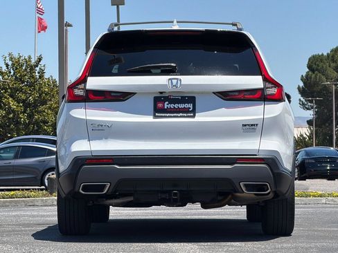 Used 2023 Honda CR-V Sport Touring image 6