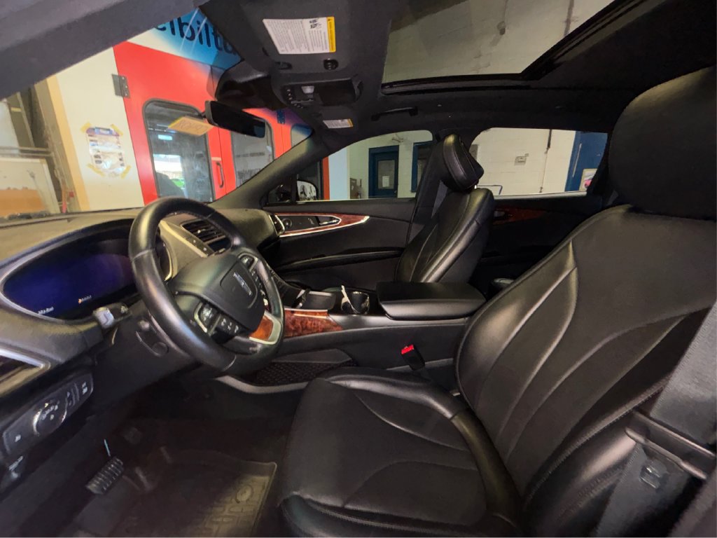 Used 2020 Lincoln Nautilus Reserve AWD/4WD image 12