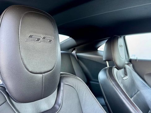 Used 2014 Chevrolet Camaro SS w/ RS Package image 20