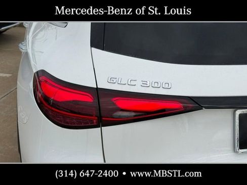 New 2026 Mercedes-Benz GLC 300 4MATIC image 4