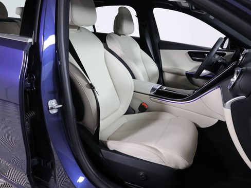 Used 2026 Mercedes-Benz C 300 4MATIC Sedan image 47