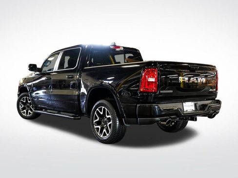 Used 2025 RAM 1500 Laramie AWD/4WD image 7
