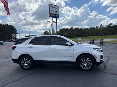 Used 2024 Chevrolet Equinox LT FWD image 2