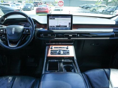 Used 2020 Lincoln Aviator Reserve w/ Equipment Group 201A AWD/4WD image 16