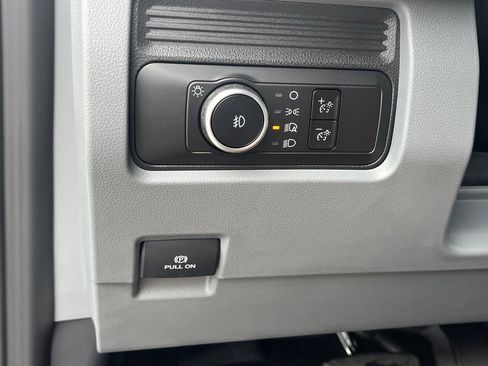 New 2026 Ford F350 XL w/ XL Chrome Package image 18