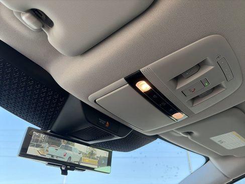 Certified 2023 Nissan Ariya FWD image 25