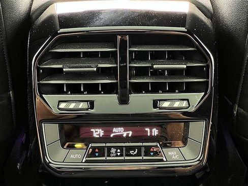 Used 2025 BMW iX xDrive50 AWD/4WD image 50
