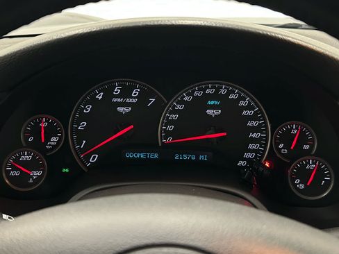 Used 2013 Chevrolet Corvette Convertible RWD image 27