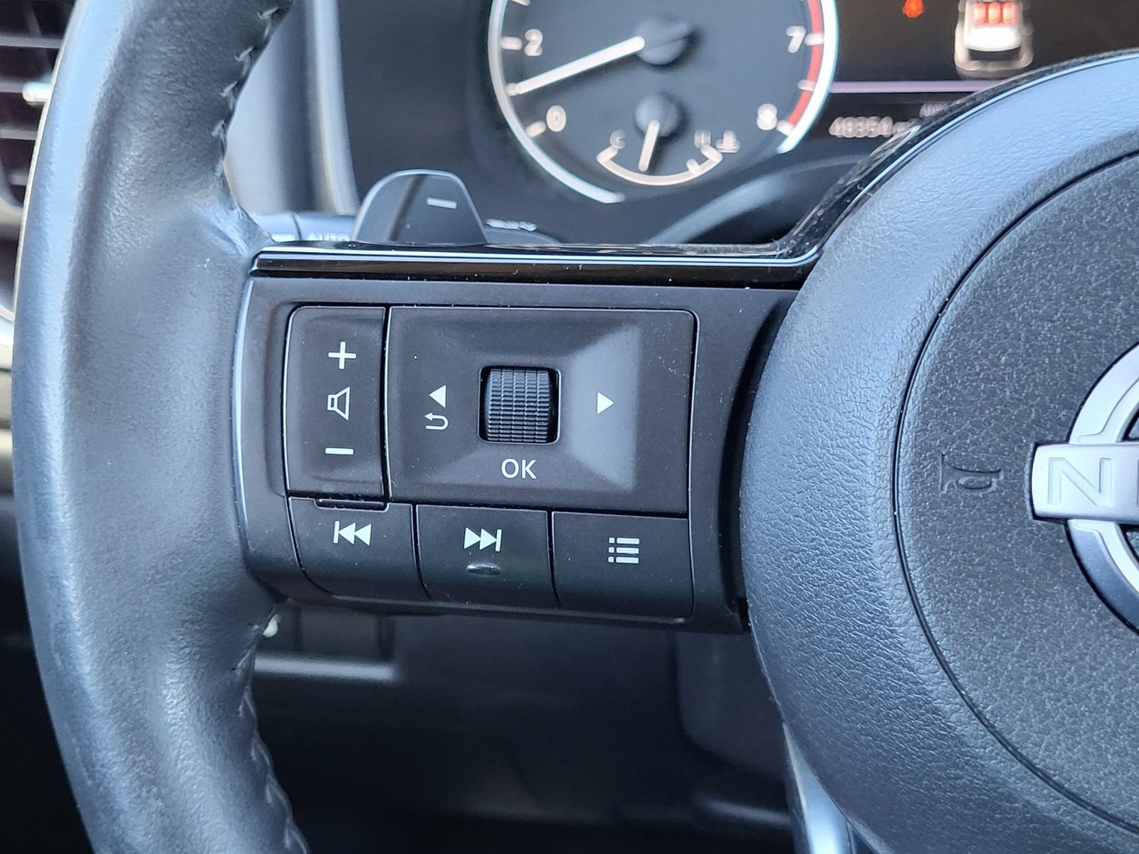 Used 2023 Nissan Rogue SV w/ SV Premium B Package AWD/4WD image 16