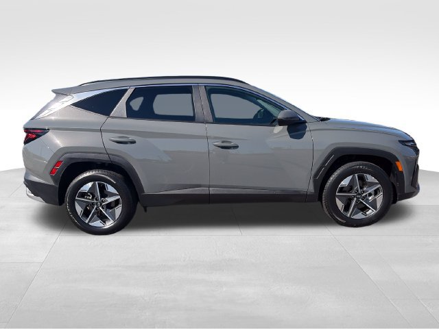 Used 2025 Hyundai Tucson SEL AWD/4WD image 9