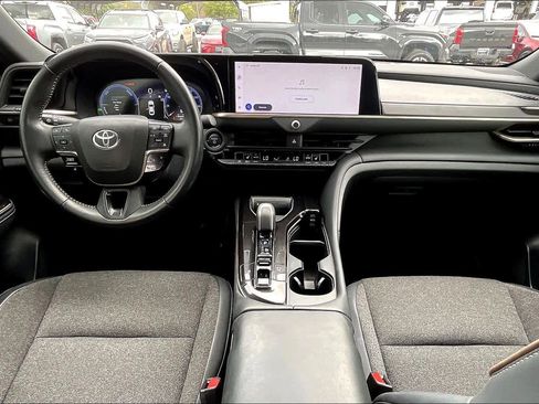 Used 2024 Toyota Crown XLE image 14