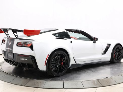 Used 2016 Chevrolet Corvette Z06 w/ 3LZ Preferred Equipment Group RWD image 75
