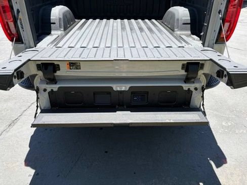 New 2026 GMC Sierra 1500 AT4X AWD/4WD image 11