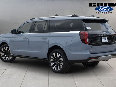 New 2026 Ford Expedition Max Platinum w/ Driver's Package AWD/4WD image 4