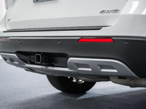 Used 2022 Ford Explorer XLT w/ Equipment Group 202A image 22