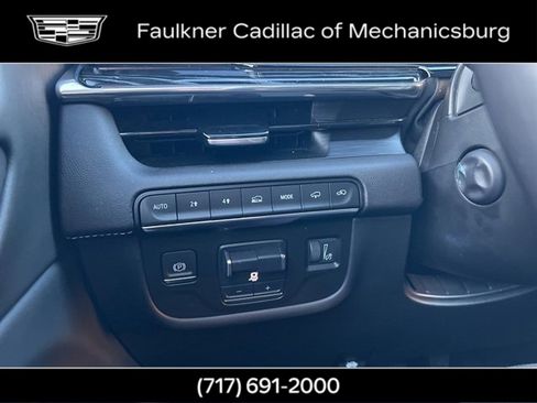 Used 2021 Cadillac Escalade ESV Sport w/ Driver Assist Tech Package image 29