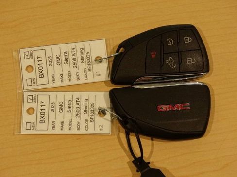 Used 2025 GMC Sierra 2500 AT4 w/ AT4 Premium Plus Package image 43