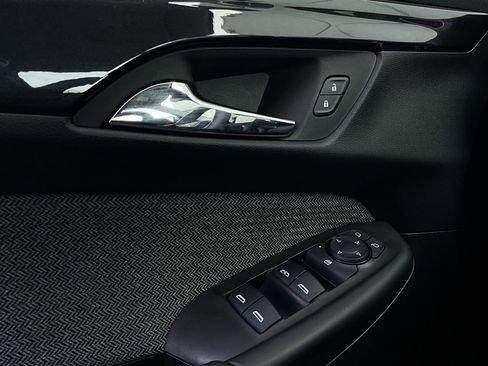 Used 2025 Chevrolet TrailBlazer LT image 18