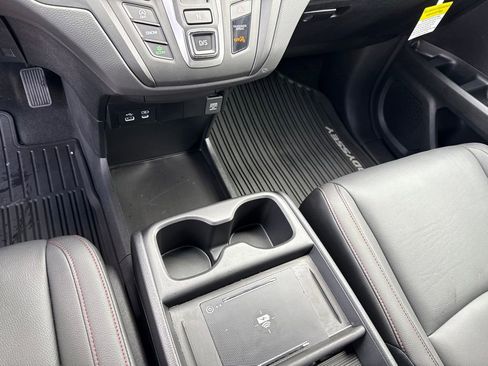 Certified 2026 Honda Odyssey Sport-L image 27