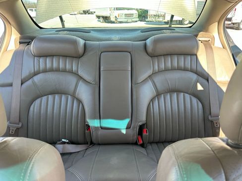 Used 2000 Pontiac Bonneville SLE image 17