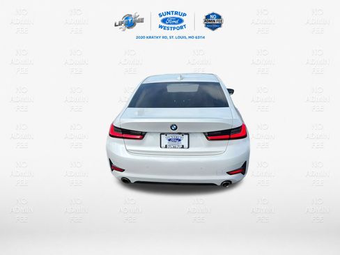 Used 2021 BMW 330i xDrive Sedan w/ Driving Assistance Package AWD/4WD image 4