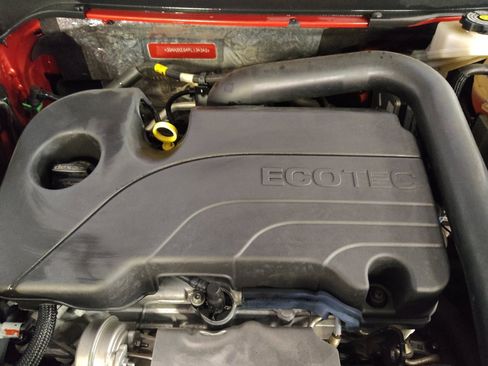 Used 2023 Chevrolet Equinox LT image 30