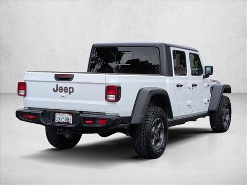 Used 2021 Jeep Gladiator Rubicon w/ Trailer Tow Package AWD/4WD image 5