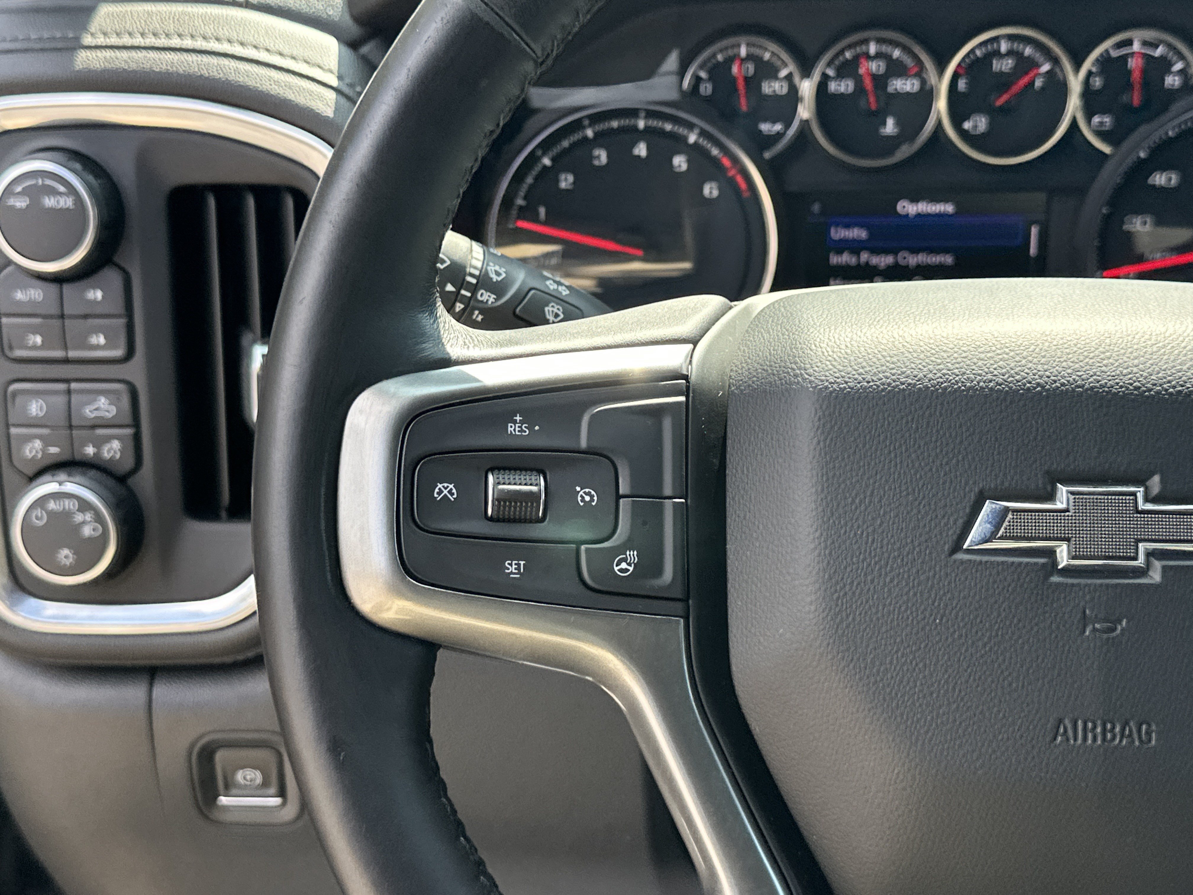Used 2021 Chevrolet Silverado 1500 LT Trail Boss AWD/4WD image 27