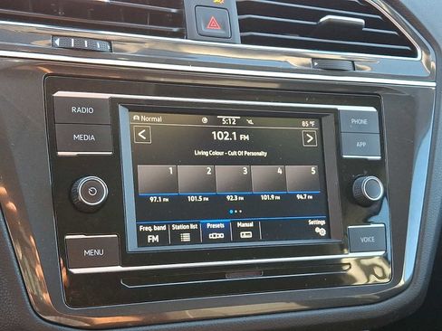 Used 2022 Volkswagen Tiguan S image 16