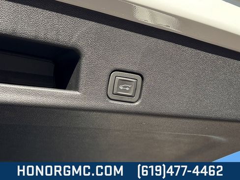 Used 2025 GMC Acadia AT4 w/ LPO, Floor Liner Package image 21