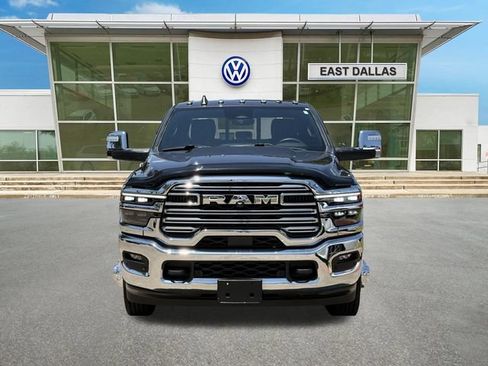 Used 2025 RAM 3500 Laramie AWD/4WD image 5