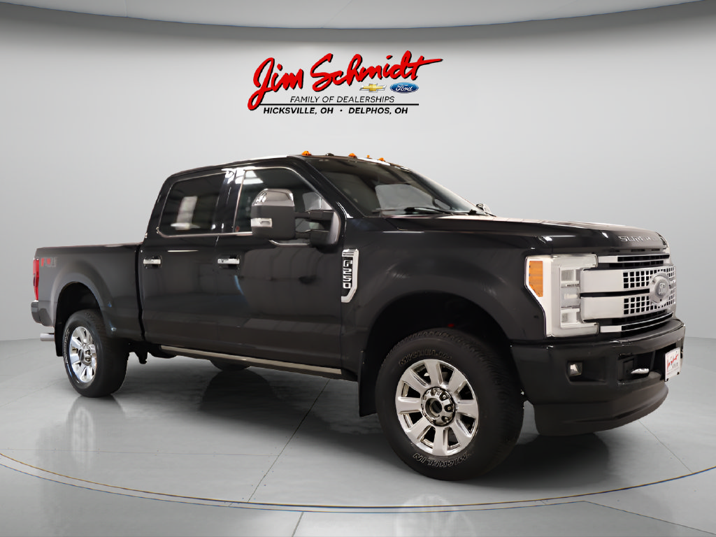 Used 2017 Ford F250 Platinum w/ Platinum Ultimate Package AWD/4WD image 2