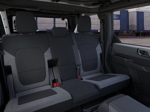 New 2026 Ford Bronco 4-Door AWD/4WD image 11