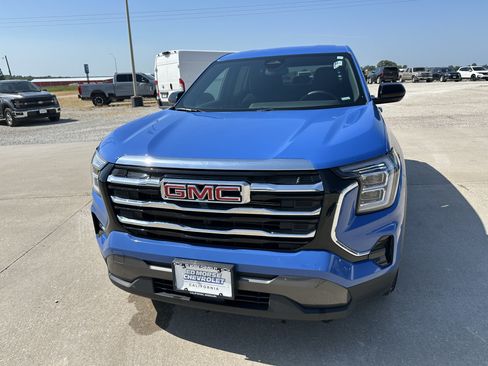 Certified 2026 GMC Terrain Elevation AWD/4WD image 6