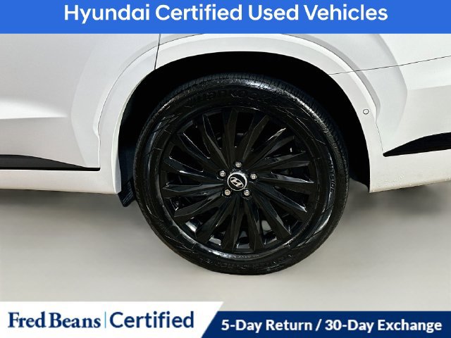 Certified 2025 Hyundai Palisade Calligraphy AWD/4WD image 9