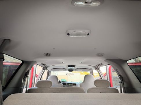 Used 2004 Ford Excursion 2WD image 24