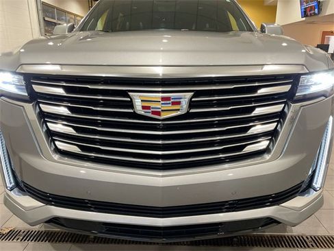 Certified 2024 Cadillac Escalade ESV Premium Luxury Platinum image 10