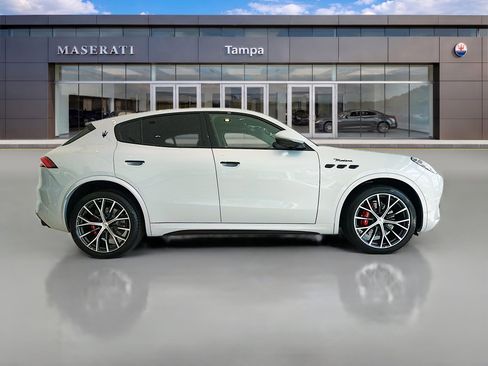New 2026 Maserati Grecale Modena AWD/4WD image 2