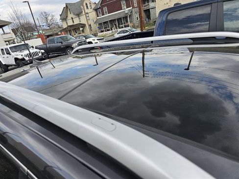 Used 2020 Jeep Cherokee Limited image 7