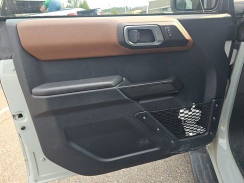 Used 2024 Ford Bronco Outer Banks image 14
