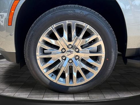 New 2026 GMC Yukon Denali AWD/4WD image 12